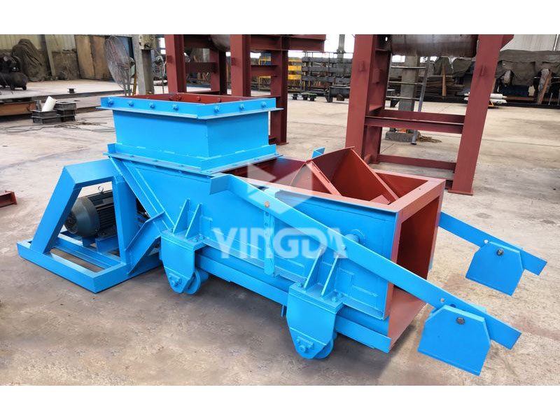 2015年(nián)7月(yuè)9日(rì)  安徽亳州     K型往複式給料機(jī)