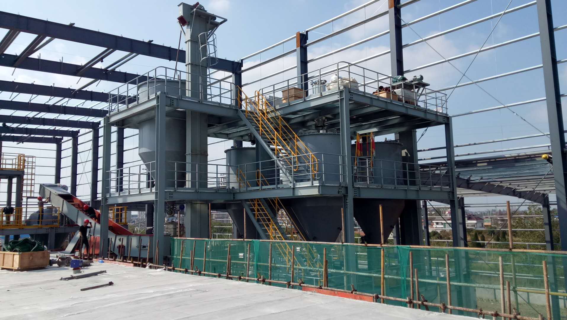 一(yī)文(wén)教你(nǐ)解決鬥式提升機(jī)噪音(yīn)問(wèn)題